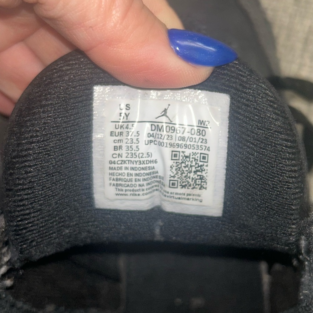 Nike Air Jordan 3 Retro "Fear Pack" sneaker - Picture 6 of 8